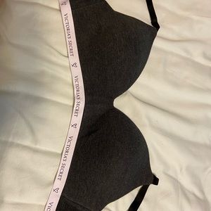 Victoria’s Secret Grey T-Shirt Bra